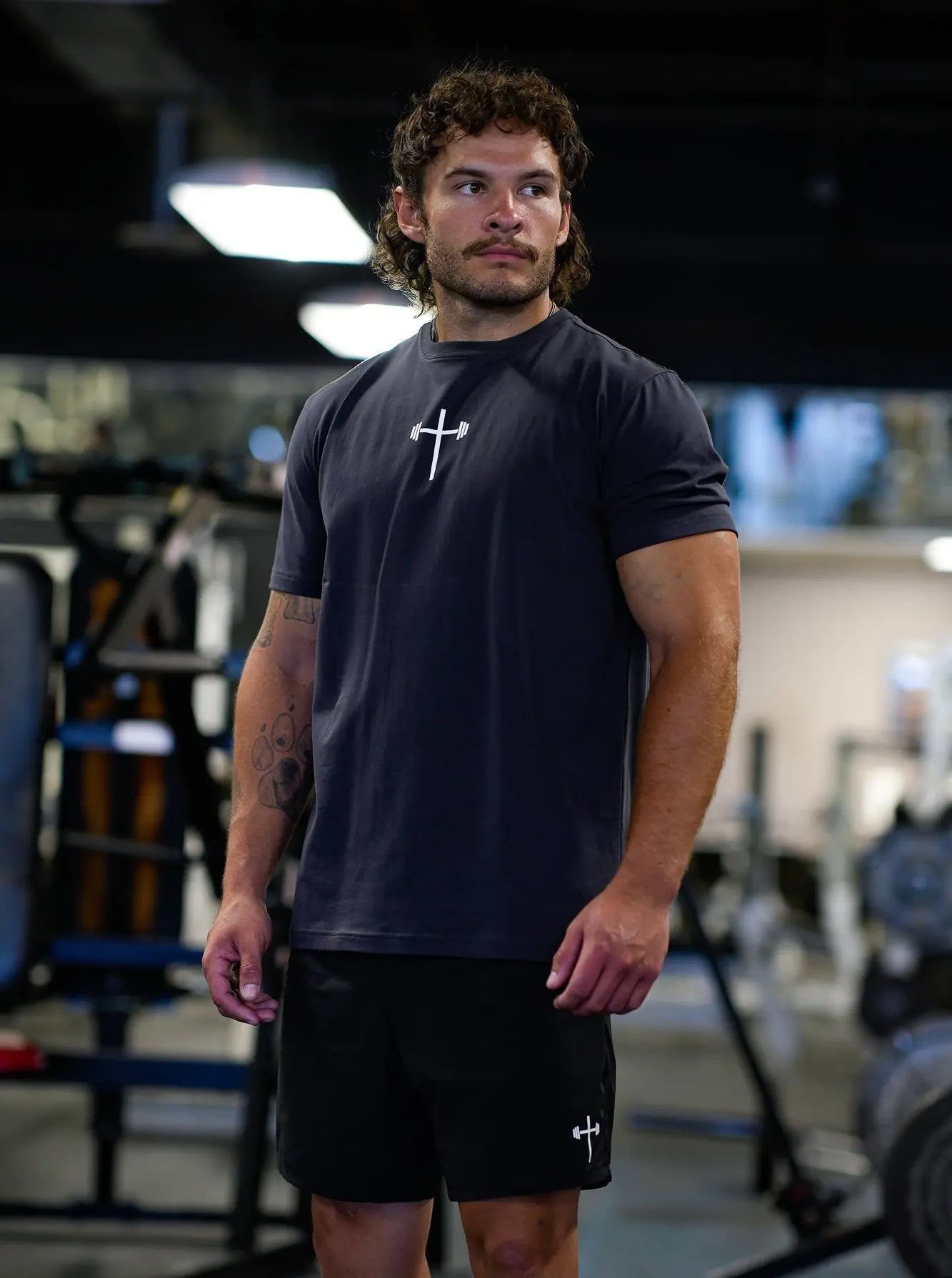 Sovereign Performance Tee black