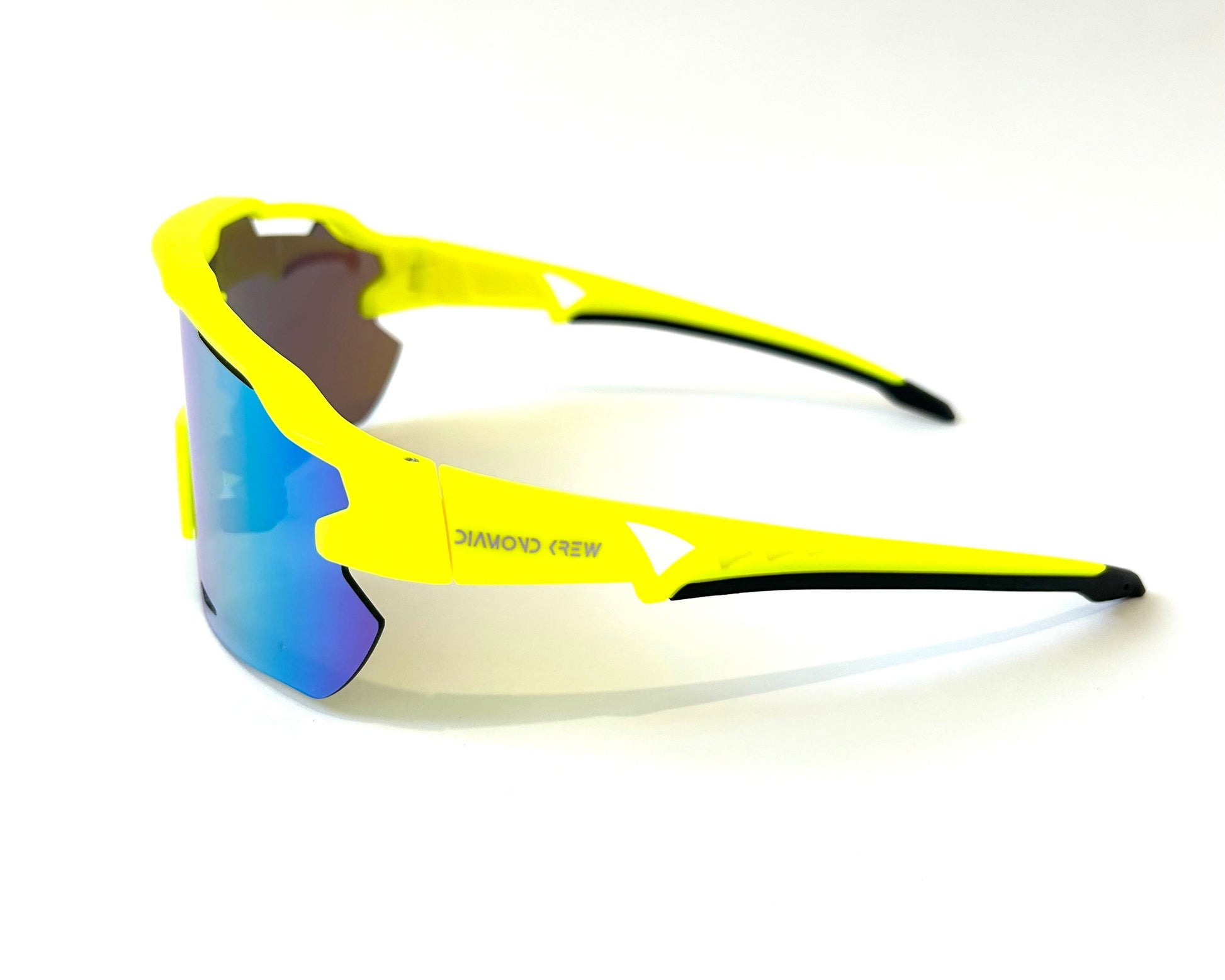 Diamond Krew Neon Yellow Baseball Sunglasses | neon yellow frame and lens detail