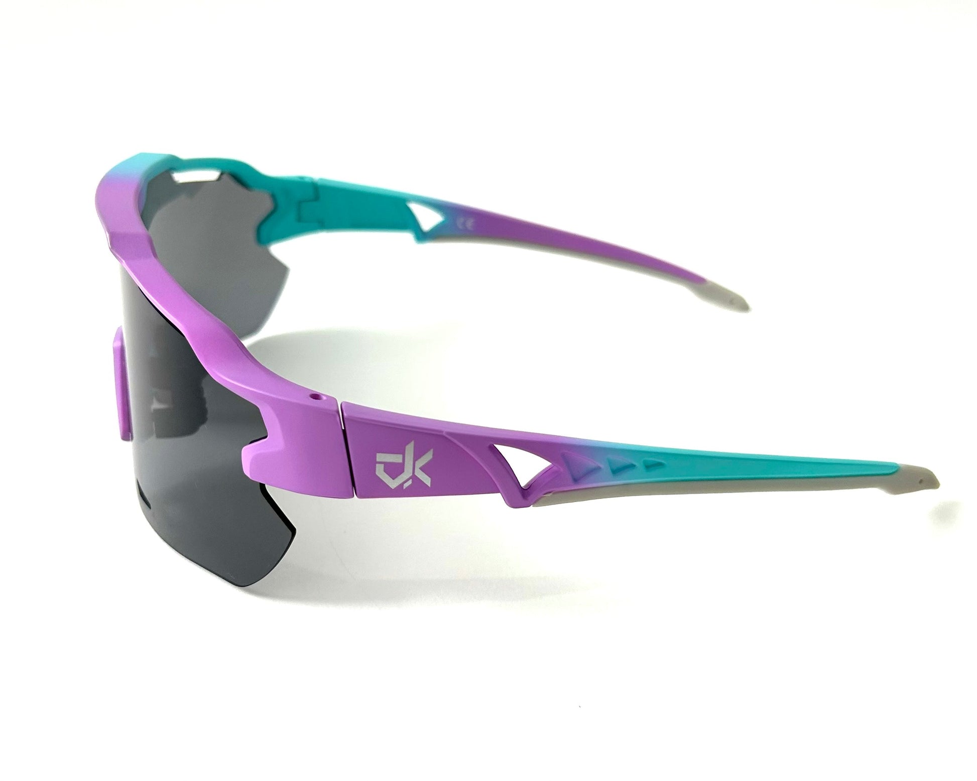 Diamond Krew Cotton Candy Baseball Sunglasses | blue and purple frame and lens detail