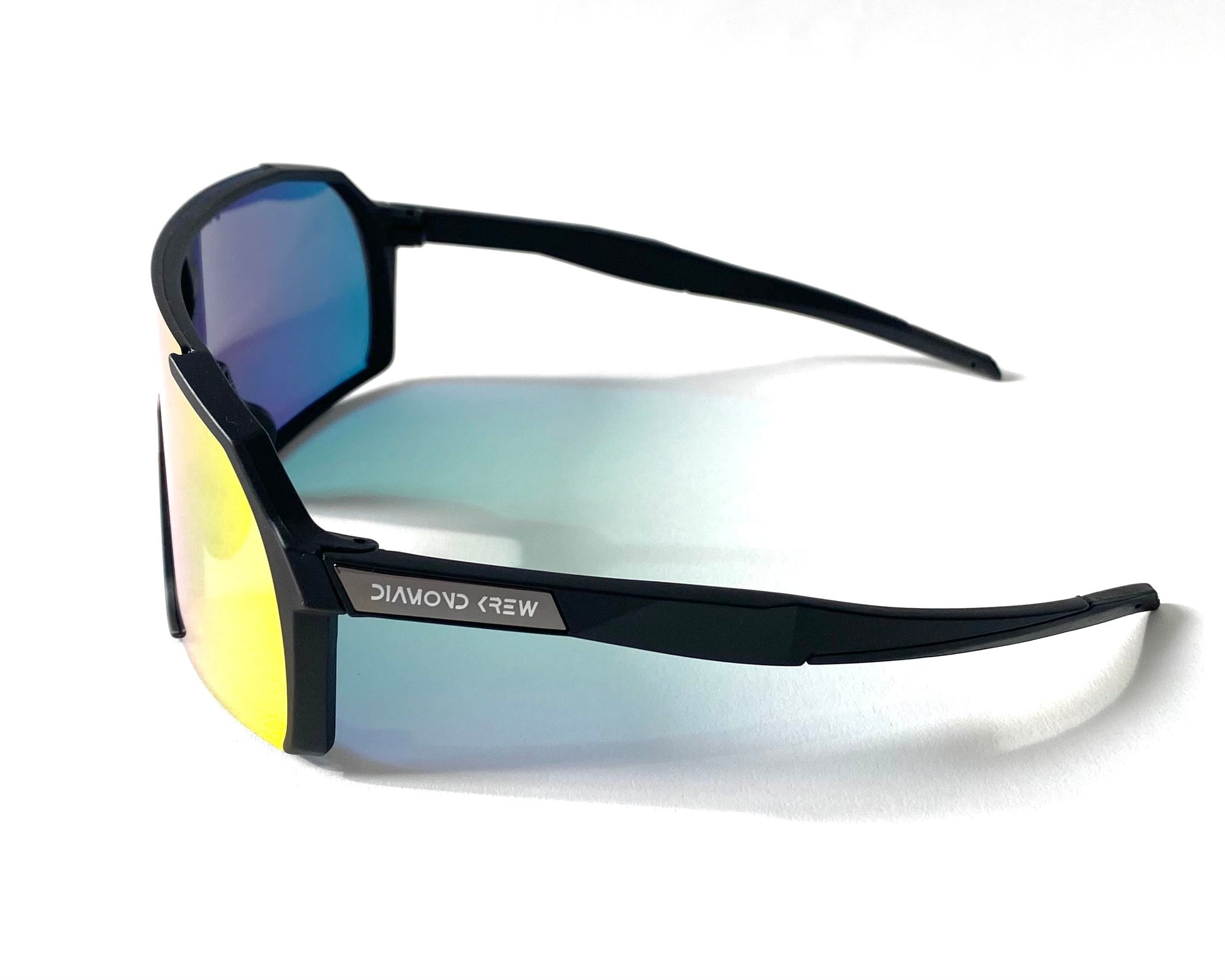 Diamond Krew Hollywood Youth Baseball Sunglasses | black frame and lens detail